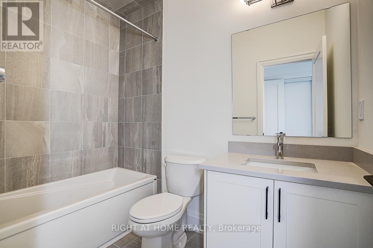 3295 Taha Gardens W, Oakville, Ontario  L6M 5R9 - Photo 16 - W12671442