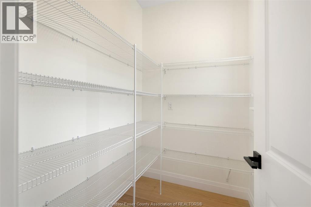 2584 Mayfair, Lasalle, Ontario N9J 2M6 - Photo 20 - 26000410