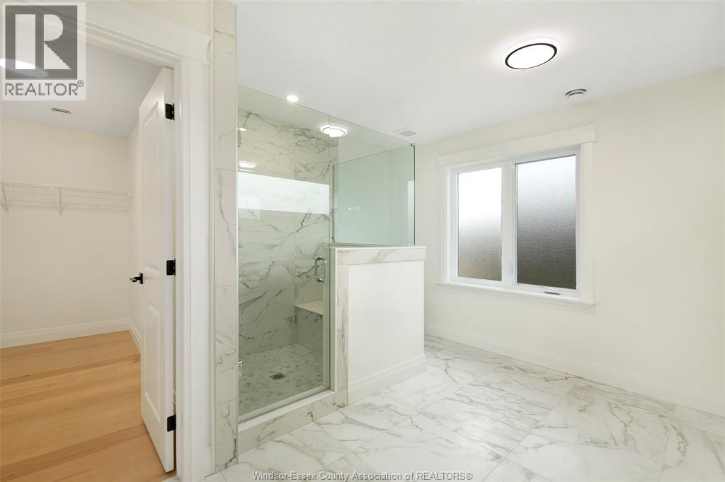 2584 Mayfair, Lasalle, Ontario N9J 2M6 - Photo 29 - 26000410