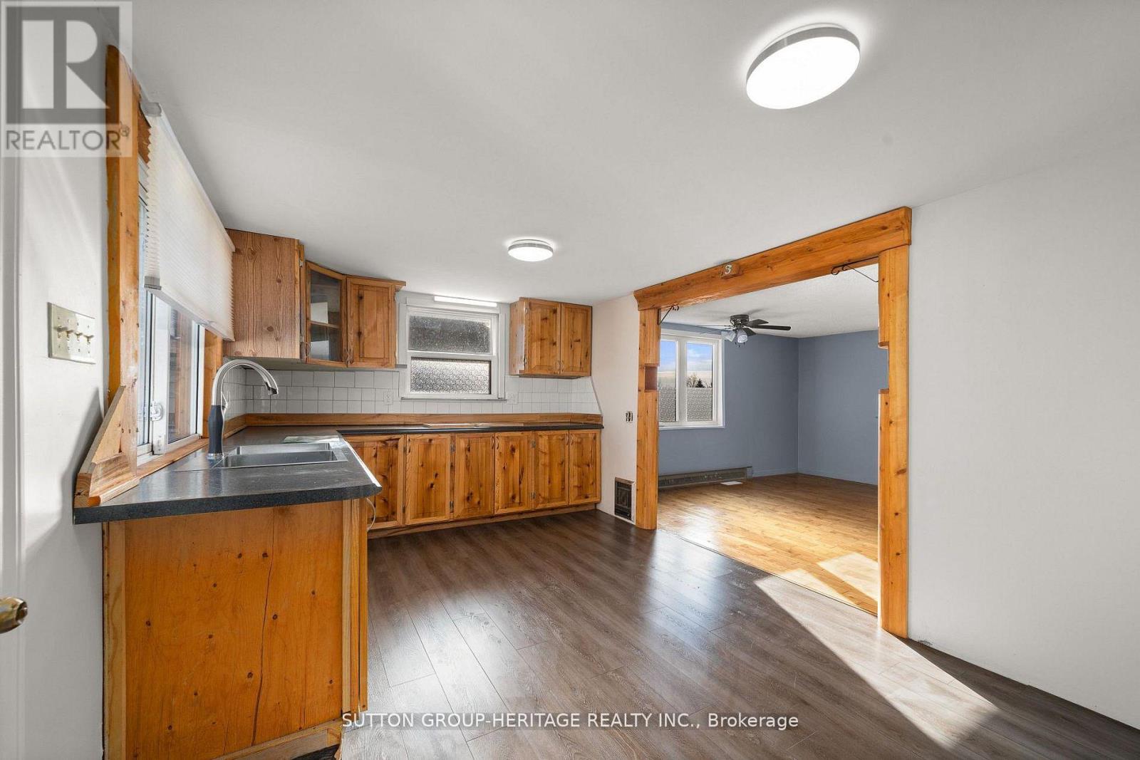 2020 Sturgeon Road, Kawartha Lakes, Ontario  K0M 1L0 - Photo 16 - X12671148