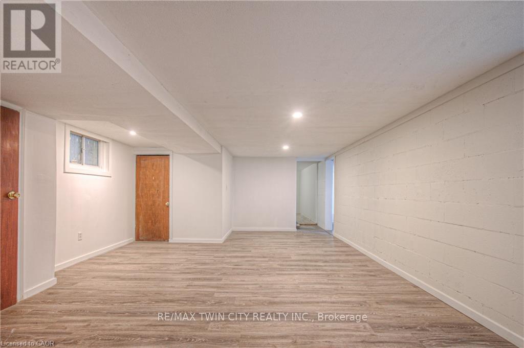 2300 Fountain Street N, Cambridge, Ontario  N3H 4R7 - Photo 24 - X12671174