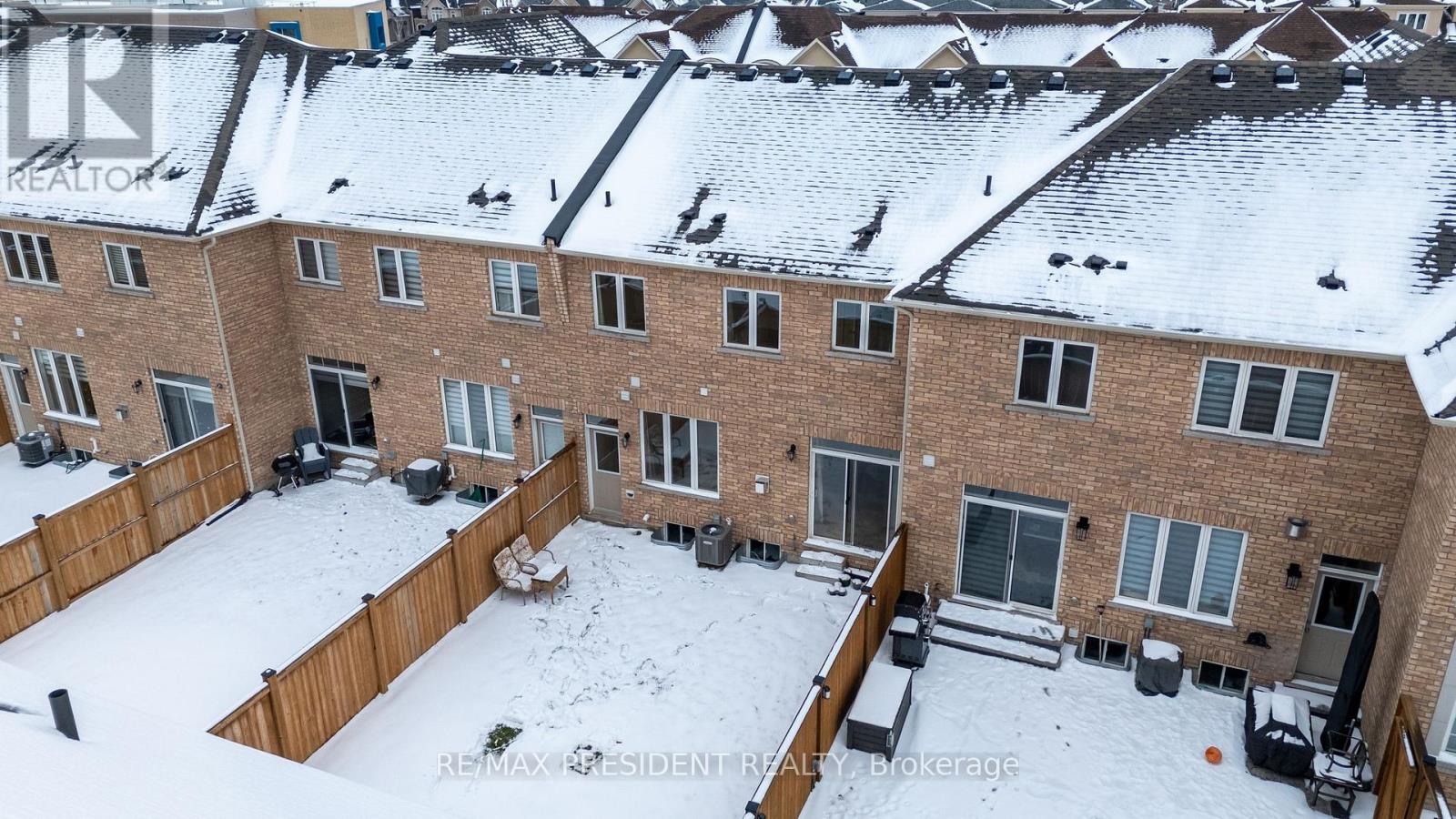 12 Beasley Grove, Hamilton, Ontario  L9G 3K9 - Photo 40 - X12671220