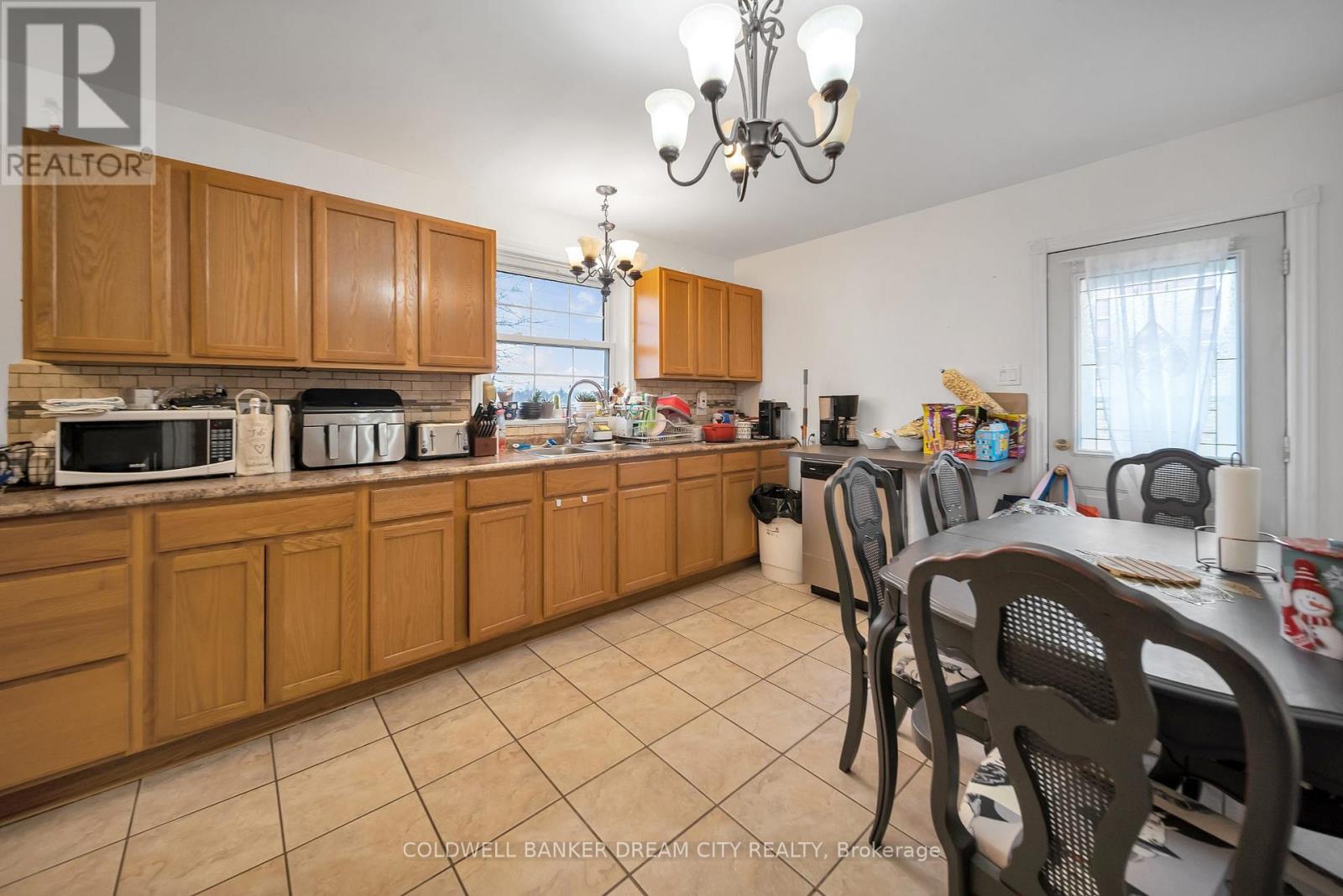 65 Brooklyne Road E, Cambridge, Ontario  N1R 1C6 - Photo 5 - X12671282