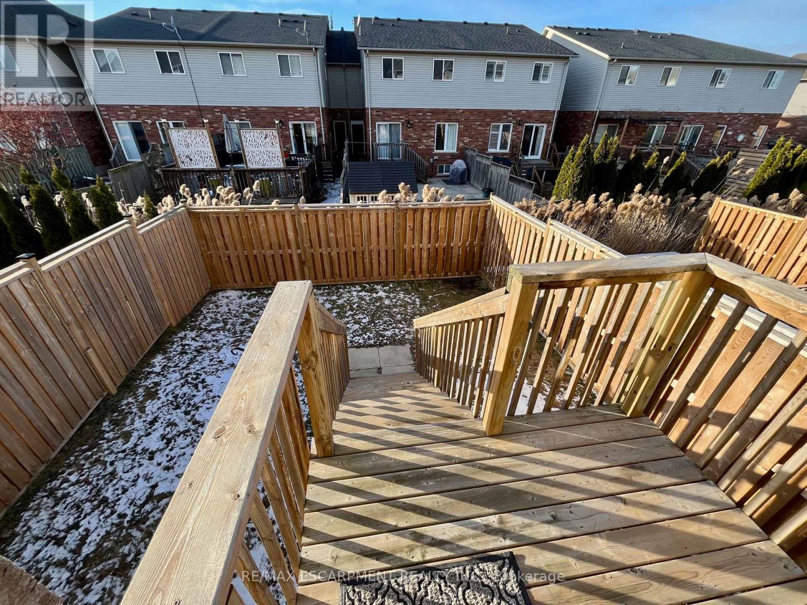 7 Pinot Crescent, Hamilton, Ontario  L8E 5L1 - Photo 24 - X12671286