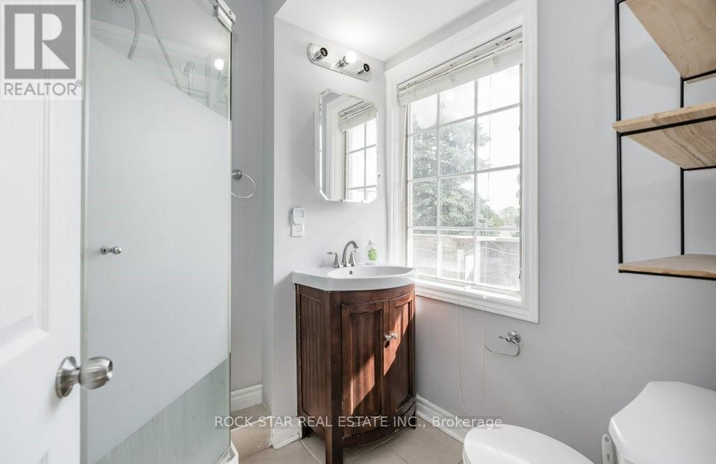 Main Fl - 271 Carson Drive, Hamilton, Ontario  L8T 2X8 - Photo 23 - X12671294