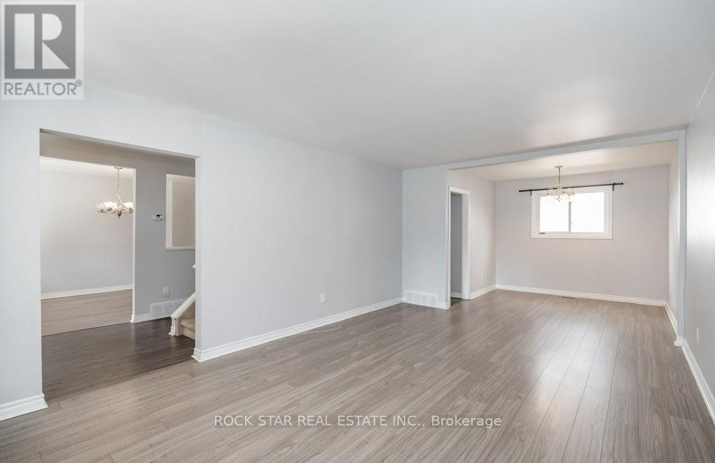 Main Fl - 271 Carson Drive, Hamilton, Ontario  L8T 2X8 - Photo 4 - X12671294