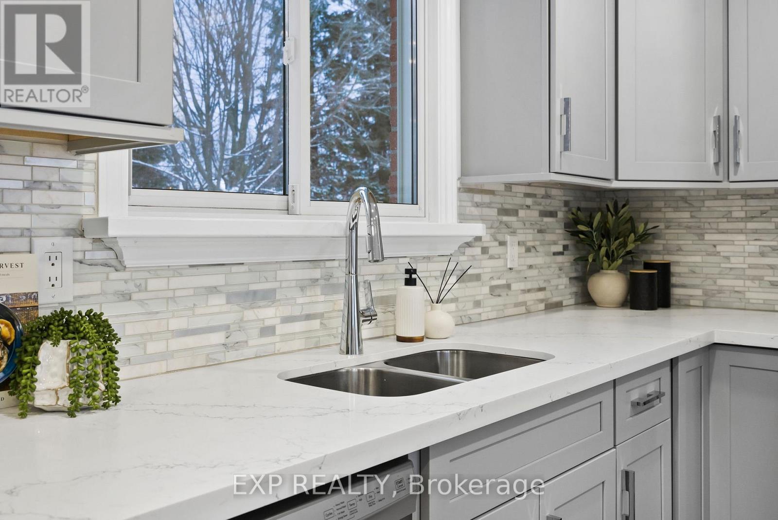 25 Erindale Drive, Erin, Ontario N0B 1T0 - Photo 13 - X12671352