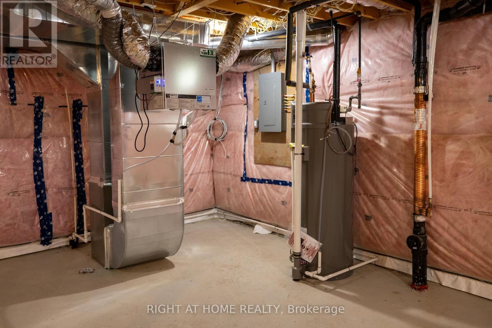 9 Golf Links Drive, Loyalist, Ontario  K0H 1G0 - Photo 16 - X12671424