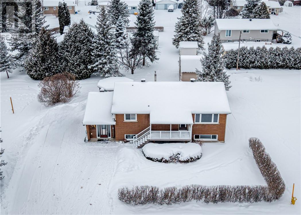 378 Denis Crescent, Azilda, Ontario  P0M 1B0 - Photo 1 - 2126011