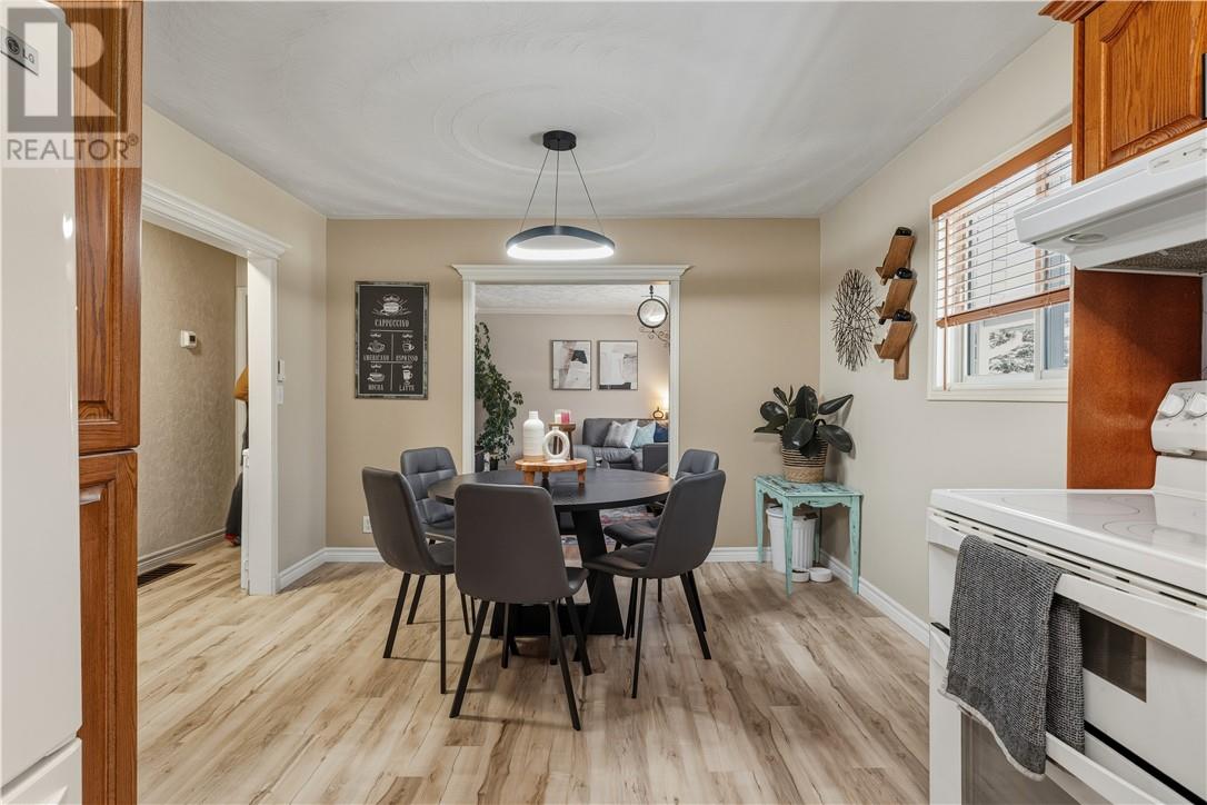 378 Denis Crescent, Azilda, Ontario  P0M 1B0 - Photo 8 - 2126011