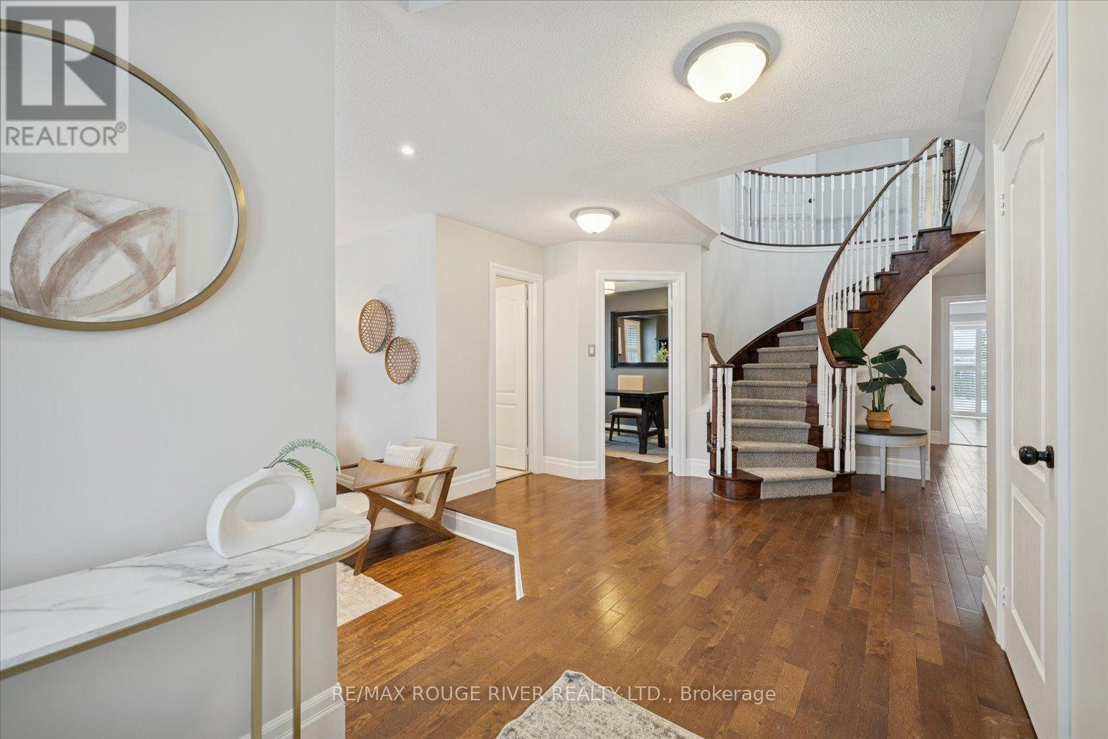 117 Carnwith Drive E, Whitby, Ontario L1M 1K1 - Photo 4 - E12671556