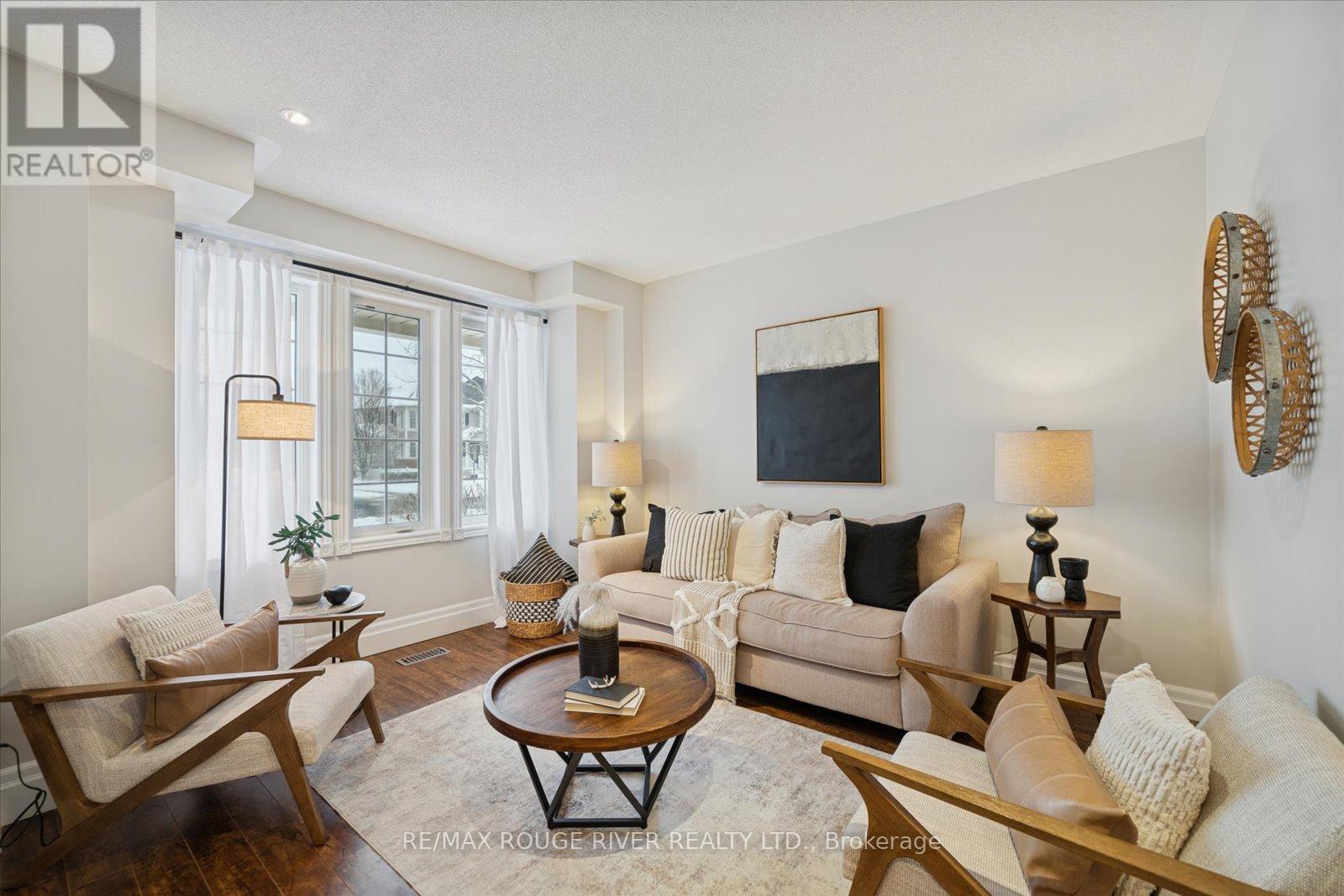 117 Carnwith Drive E, Whitby, Ontario L1M 1K1 - Photo 5 - E12671556