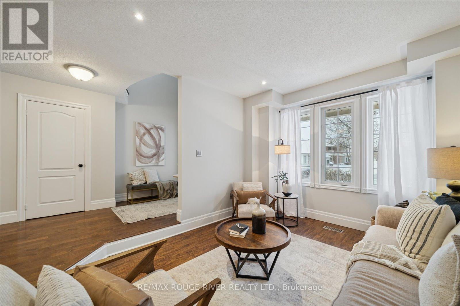 117 Carnwith Drive E, Whitby, Ontario L1M 1K1 - Photo 6 - E12671556