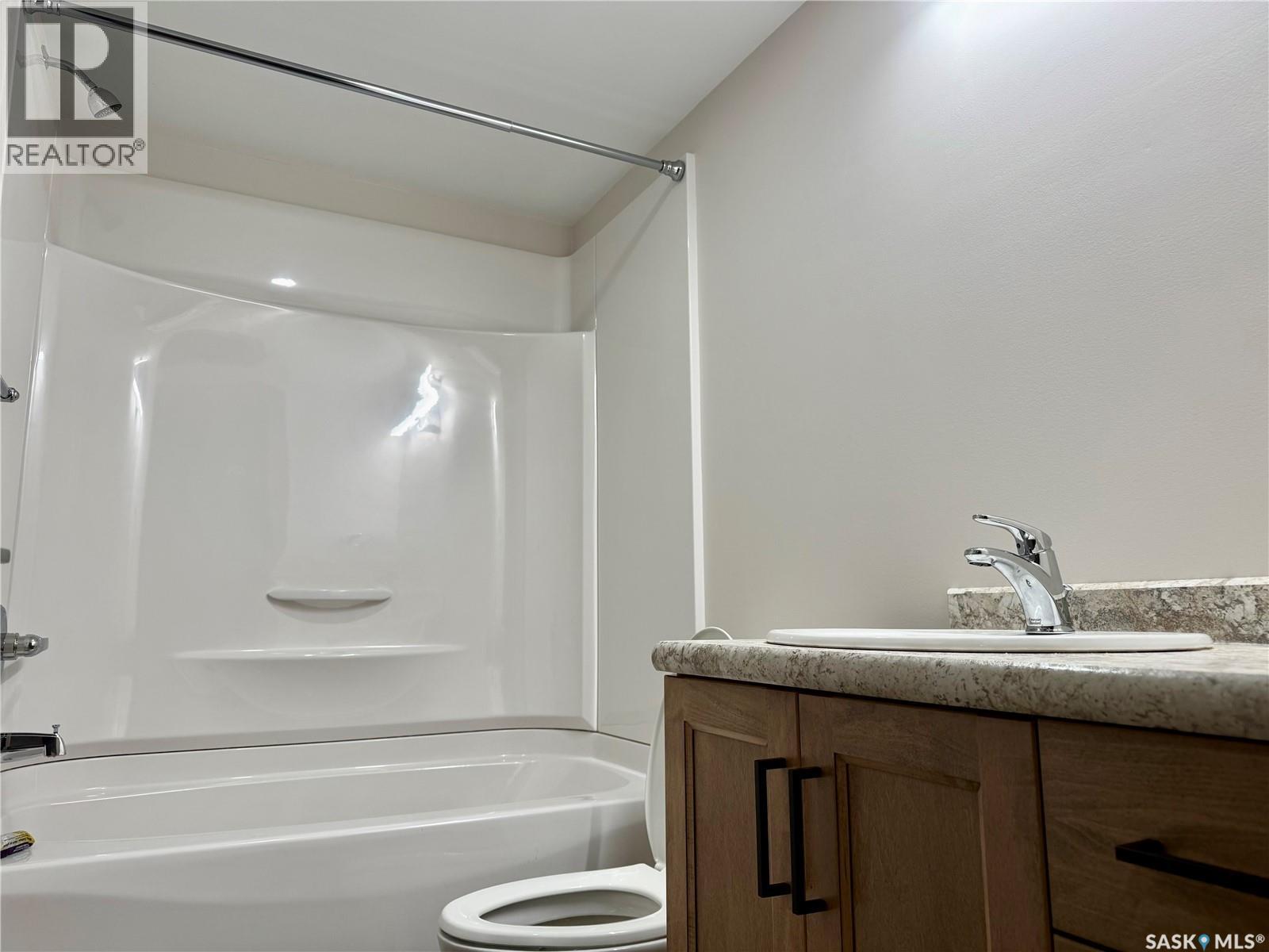 304 607 10th Street, Humboldt, Saskatchewan  S0K 2A0 - Photo 19 - SK007357