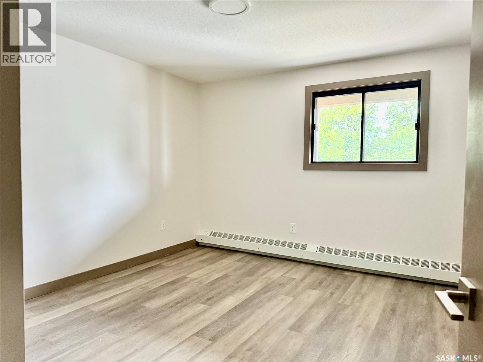 304 607 10th Street, Humboldt, Saskatchewan  S0K 2A0 - Photo 23 - SK007357