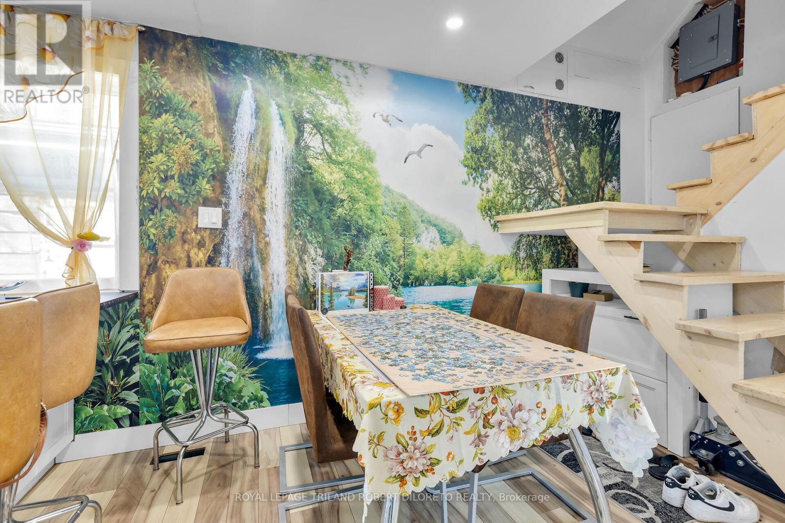 8 Bruce Street, London South (South F), Ontario  N6C 1G4 - Photo 10 - X12671530