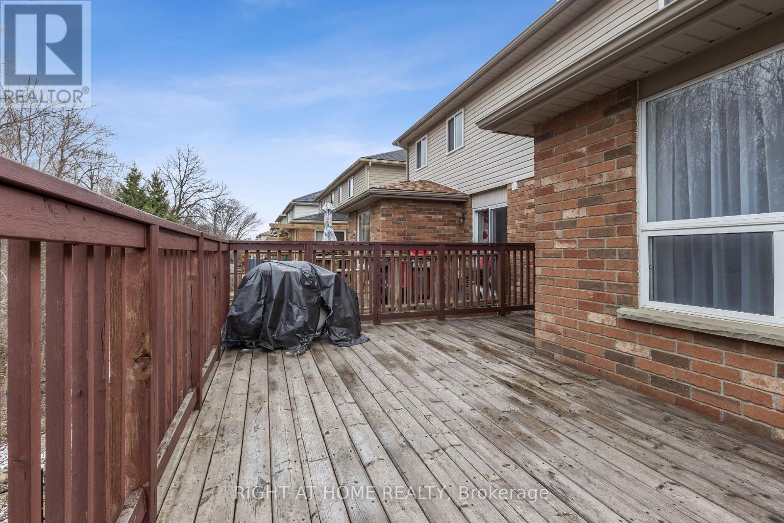 40 Chillico Drive, Guelph, Ontario  N1K 1Y8 - Photo 39 - X12670754