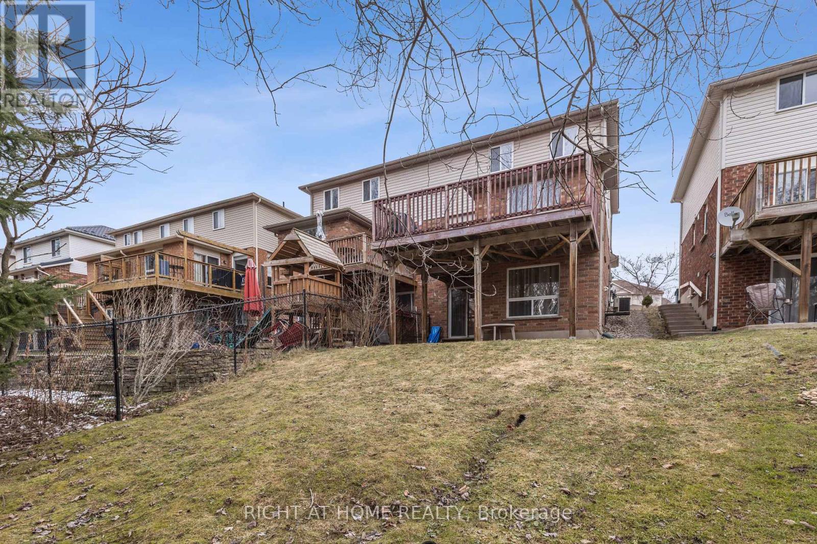 40 Chillico Drive, Guelph, Ontario  N1K 1Y8 - Photo 42 - X12670754