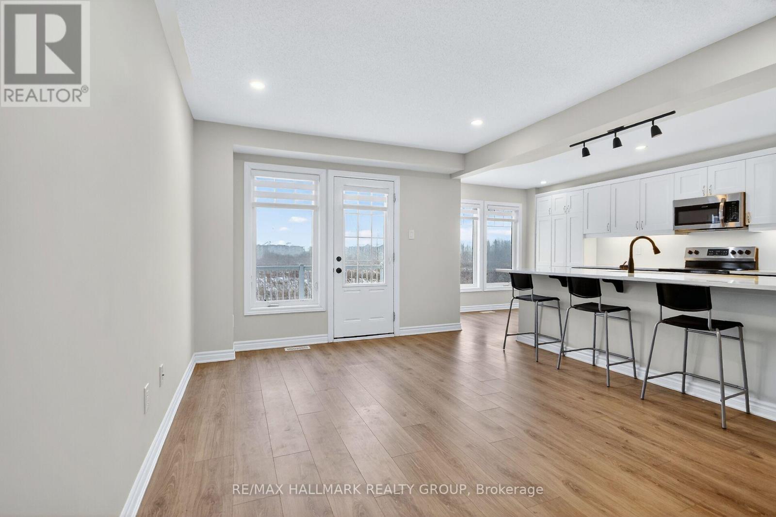 232 Clintonia Street, Ottawa, Ontario  K2V 0K6 - Photo 13 - X12671458