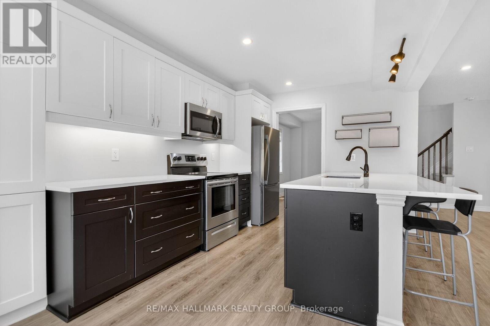 232 Clintonia Street, Ottawa, Ontario  K2V 0K6 - Photo 17 - X12671458