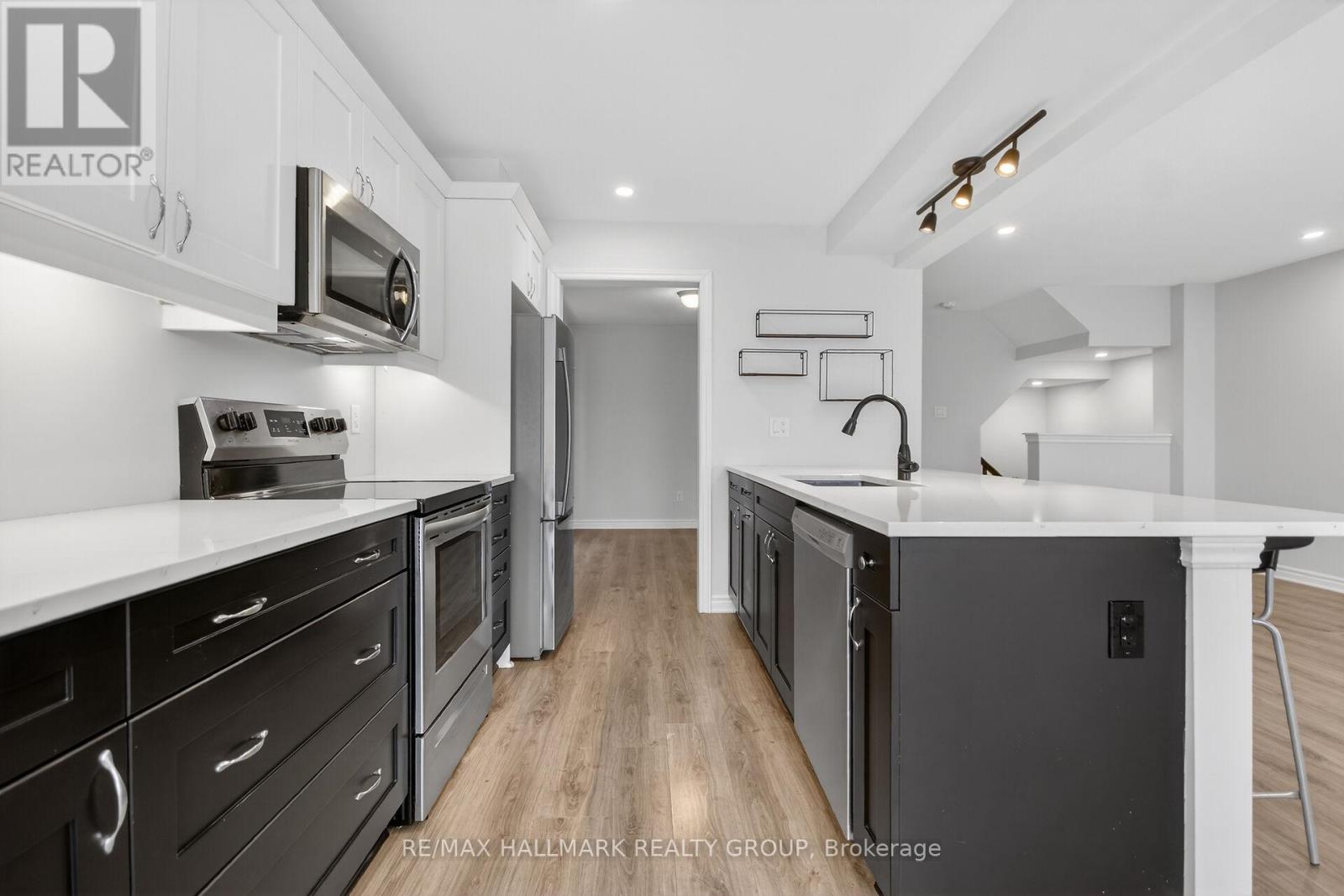 232 Clintonia Street, Ottawa, Ontario  K2V 0K6 - Photo 18 - X12671458