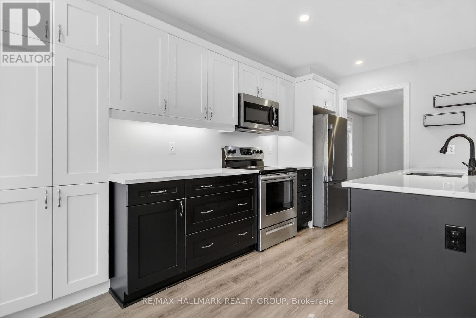 232 Clintonia Street, Ottawa, Ontario  K2V 0K6 - Photo 19 - X12671458