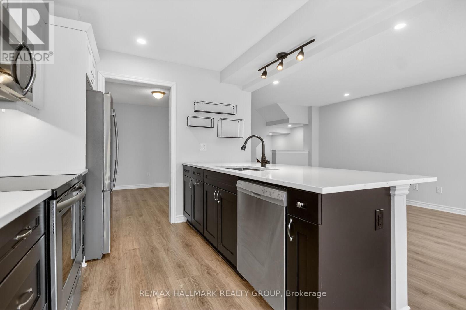 232 Clintonia Street, Ottawa, Ontario  K2V 0K6 - Photo 21 - X12671458