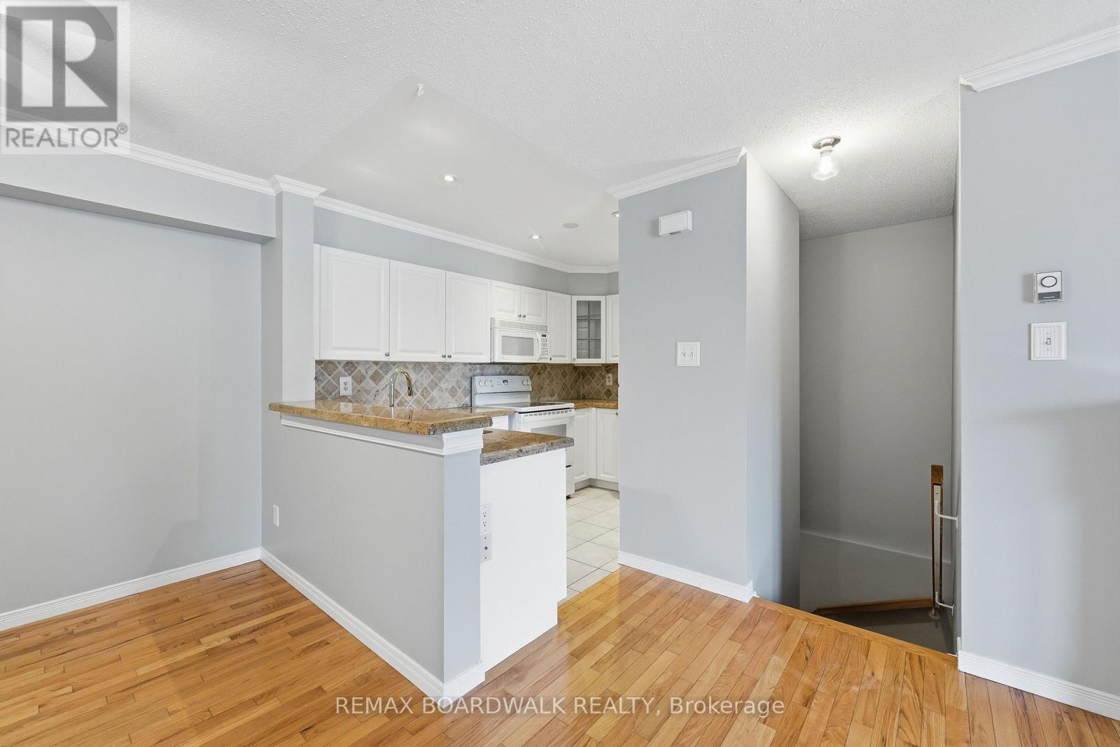 106 - 1760 Cabaret Lane, Ottawa, Ontario  K4A 2H1 - Photo 12 - X12671598