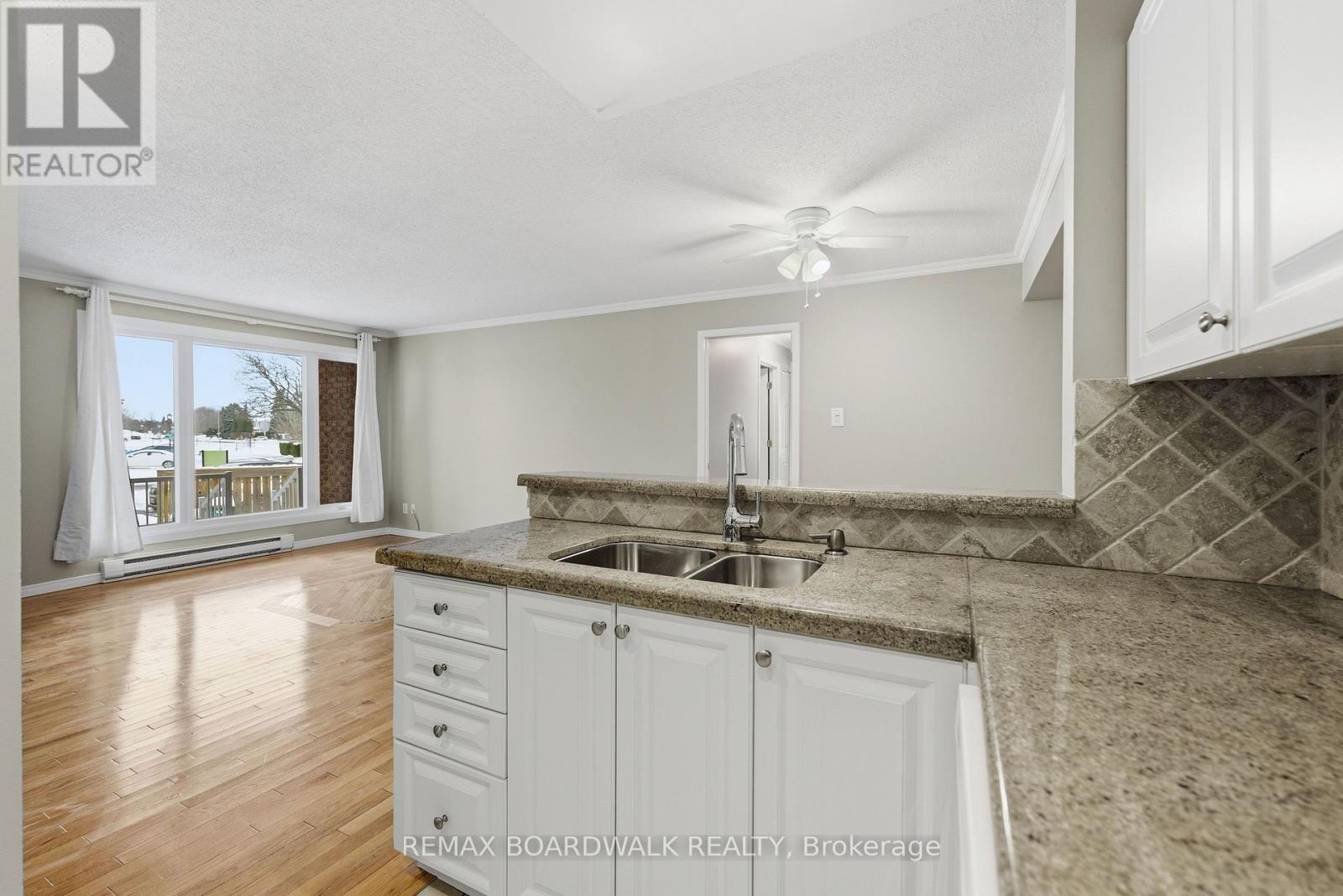 106 - 1760 Cabaret Lane, Ottawa, Ontario  K4A 2H1 - Photo 14 - X12671598