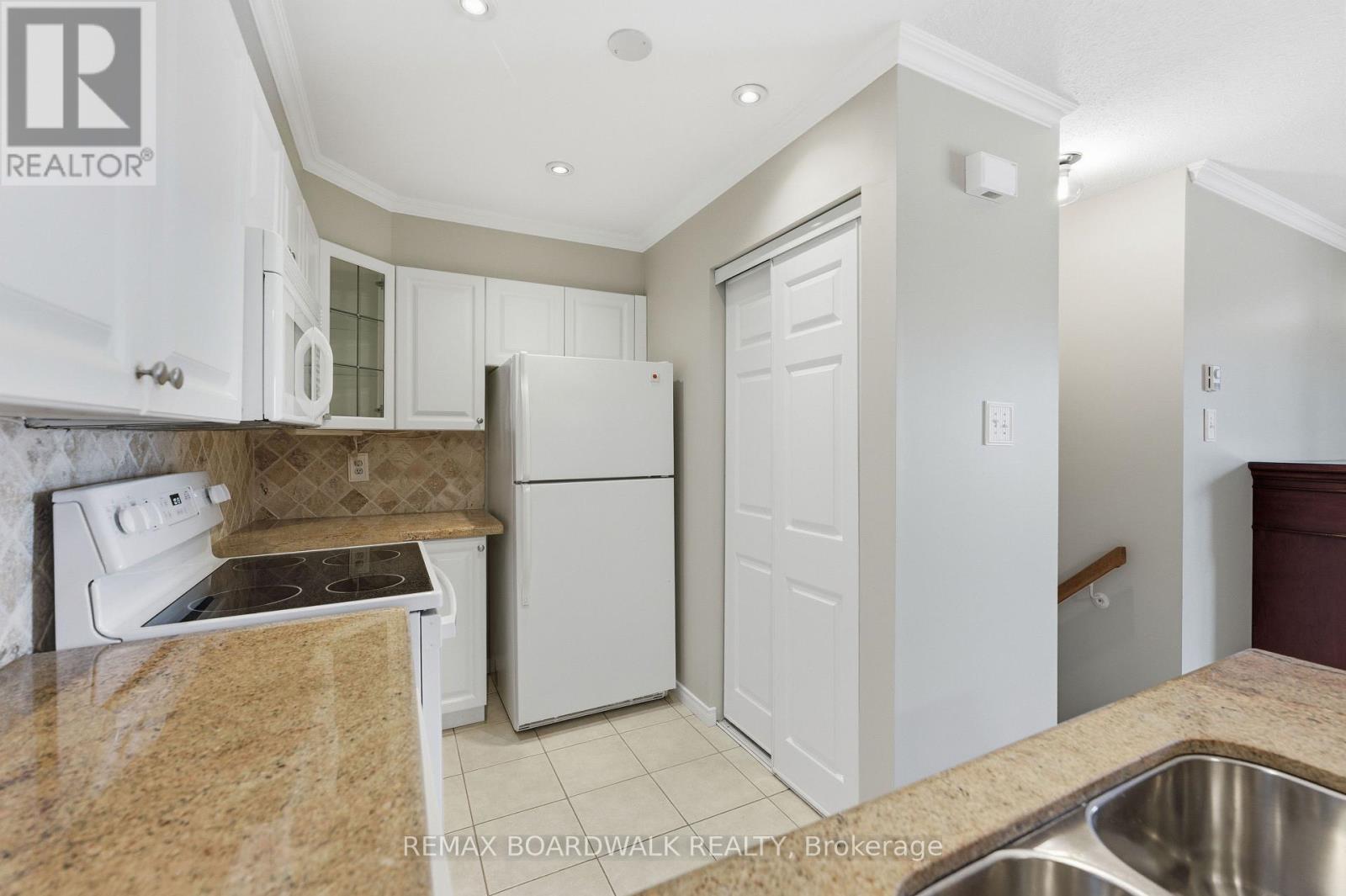 106 - 1760 Cabaret Lane, Ottawa, Ontario  K4A 2H1 - Photo 15 - X12671598