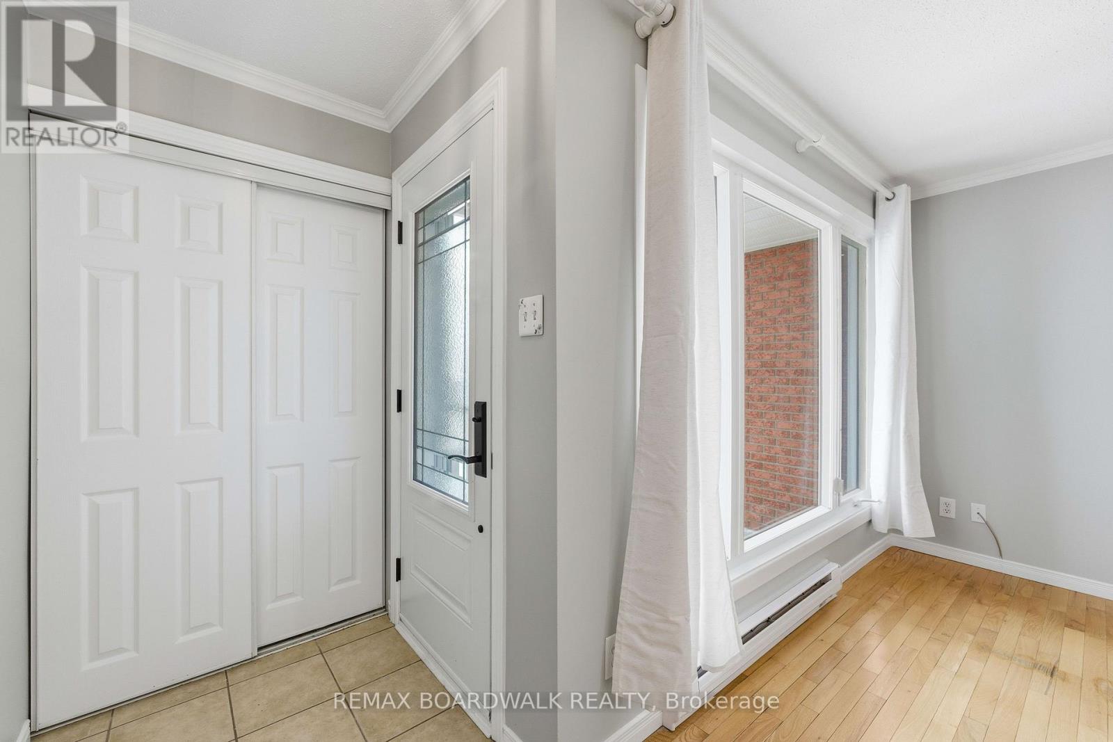 106 - 1760 Cabaret Lane, Ottawa, Ontario  K4A 2H1 - Photo 5 - X12671598