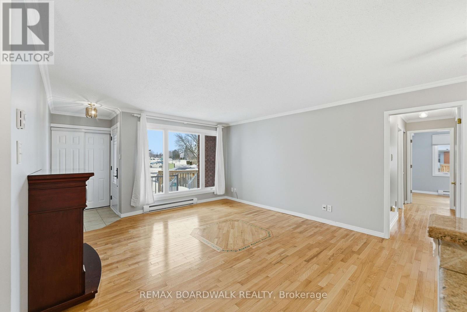 106 - 1760 Cabaret Lane, Ottawa, Ontario  K4A 2H1 - Photo 8 - X12671598