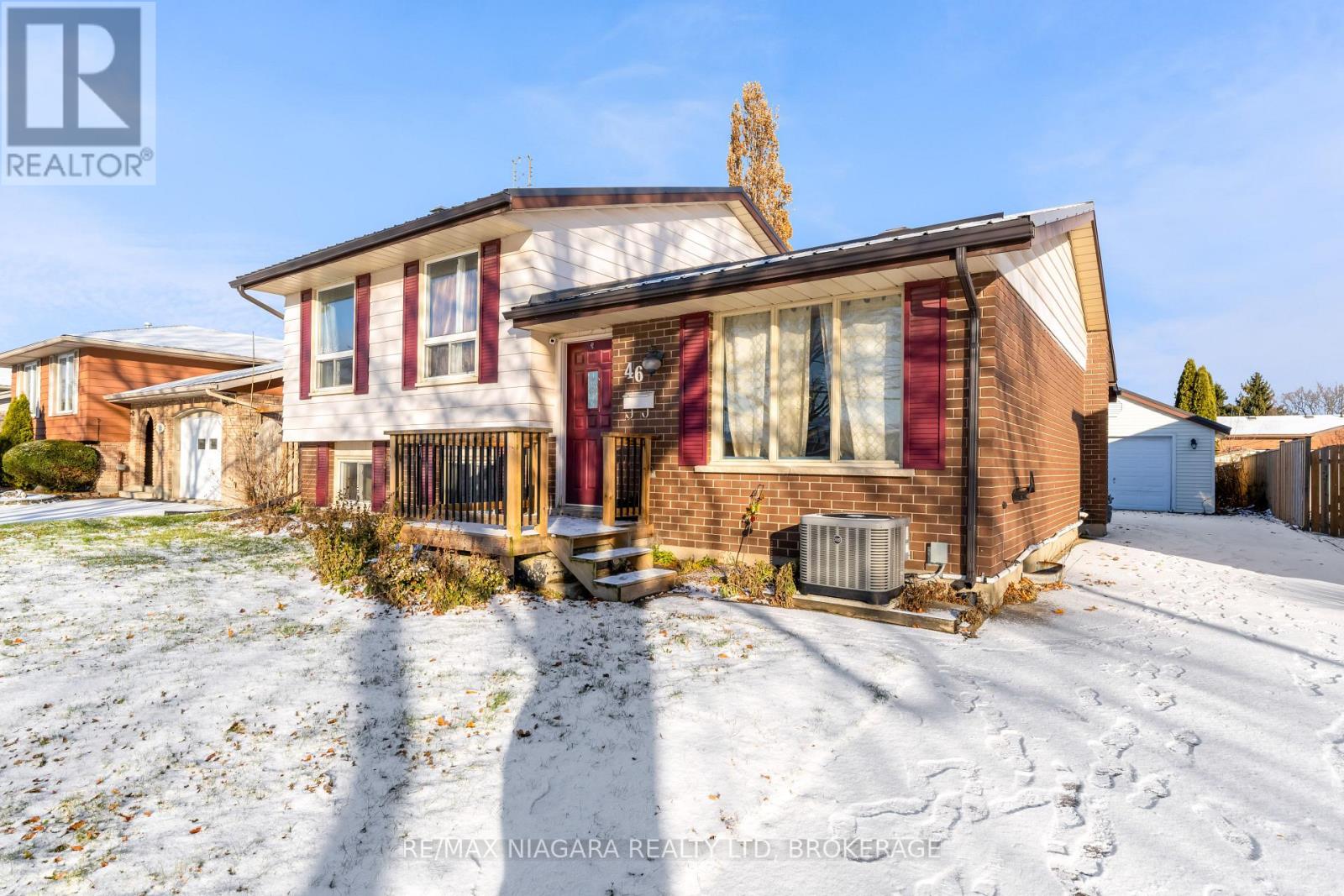 46 Macoomb Drive, Welland (N. Welland), Ontario  L3C 5T9 - Photo 3 - X12666094