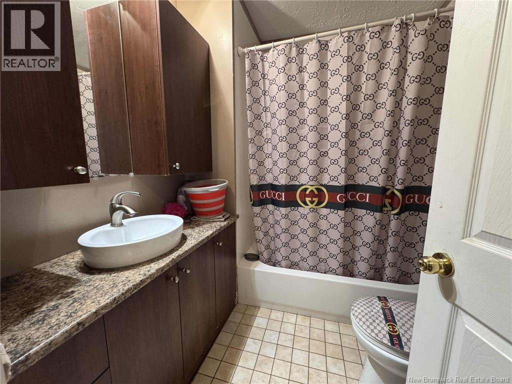 126 46th Avenue, Edmundston, New Brunswick  E3V 3B6 - Photo 11 - NB131727