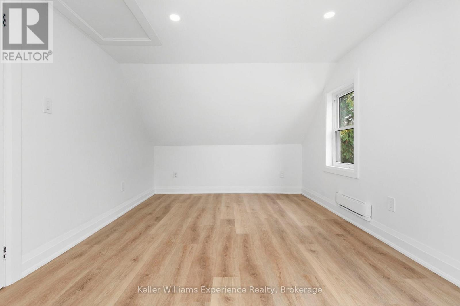 3355 Muskoka Street, Severn (Washago), Ontario  L0K 2B0 - Photo 26 - S12671532