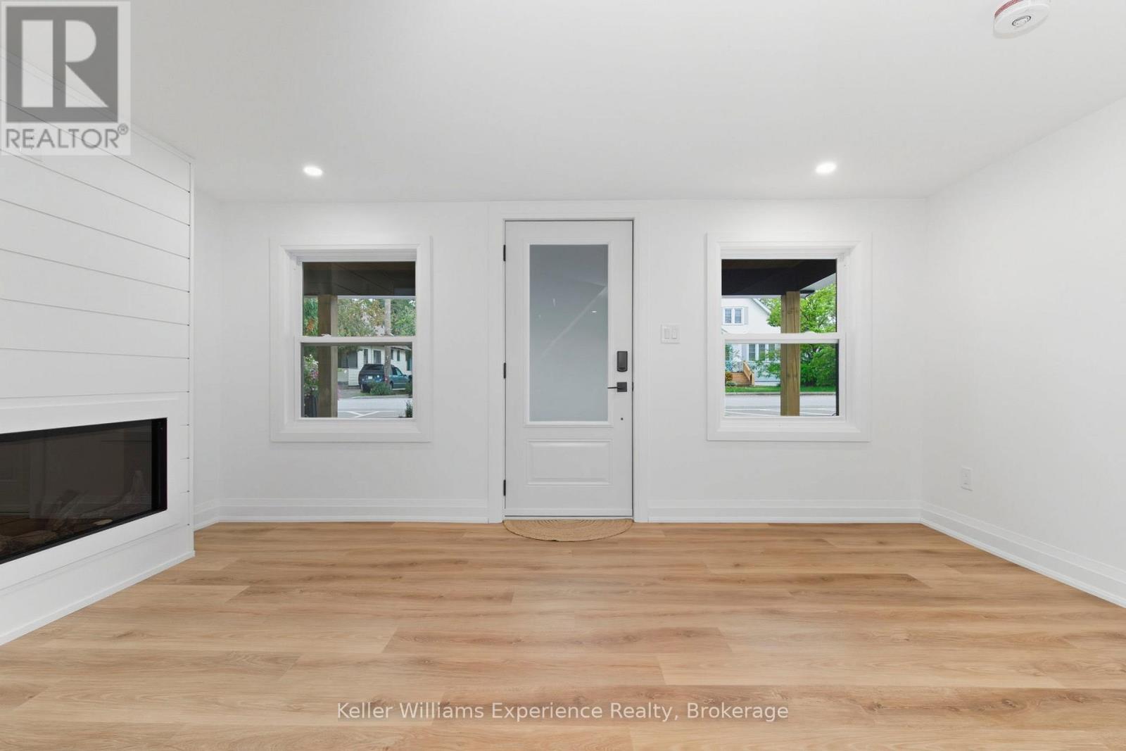 3355 Muskoka Street, Severn (Washago), Ontario  L0K 2B0 - Photo 5 - S12671532