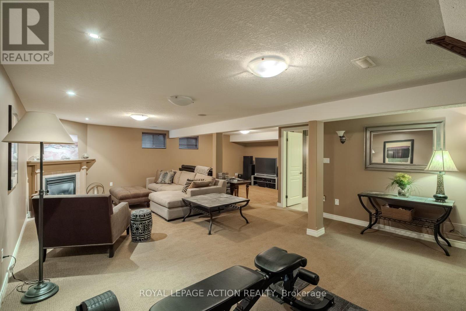 49 - 655 Park Road N, Brantford, Ontario  N3R 0A2 - Photo 39 - X12542856