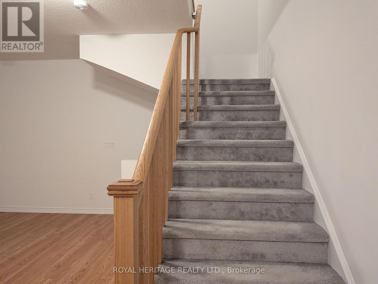 1099 Lockie Drive, Oshawa, Ontario  L1H 7K5 - Photo 12 - E12671370