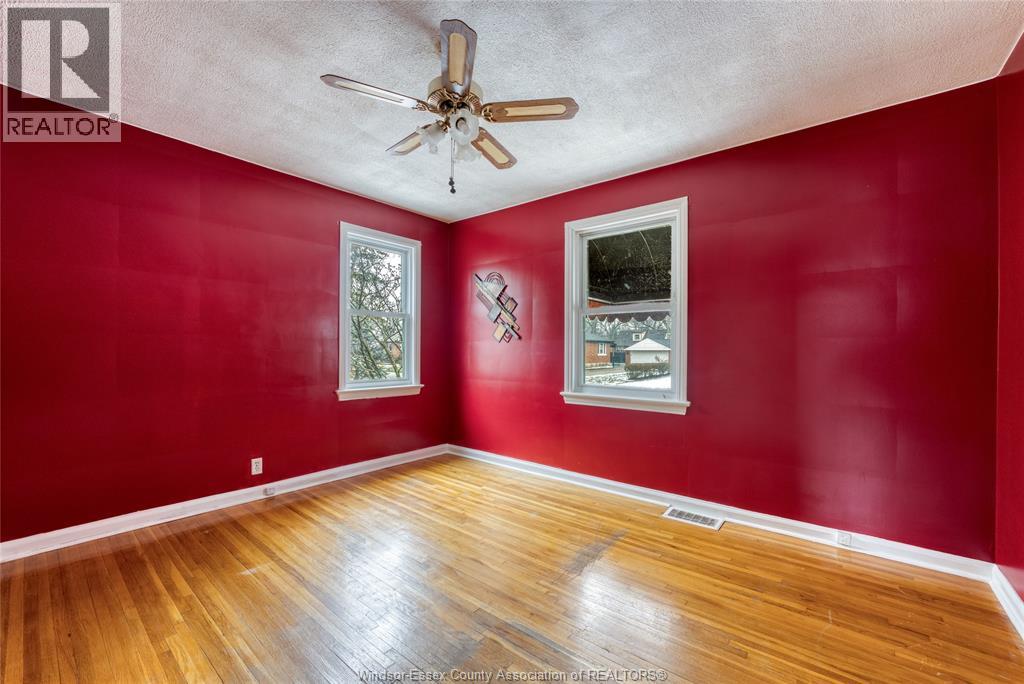 3311 Longfellow, Windsor, Ontario  N9E 2L7 - Photo 10 - 26000450