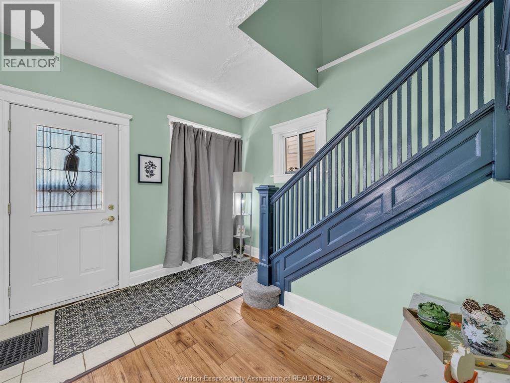 894 Dougall, Windsor, Ontario  N9A 4R1 - Photo 15 - 26000437