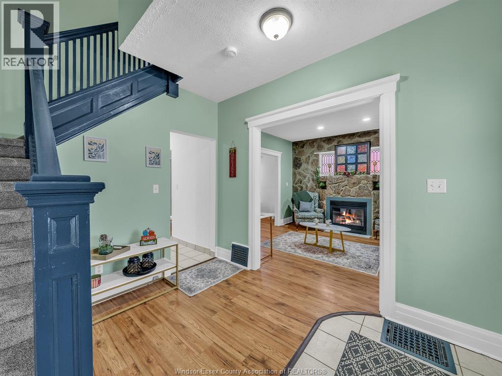 894 Dougall, Windsor, Ontario  N9A 4R1 - Photo 16 - 26000437