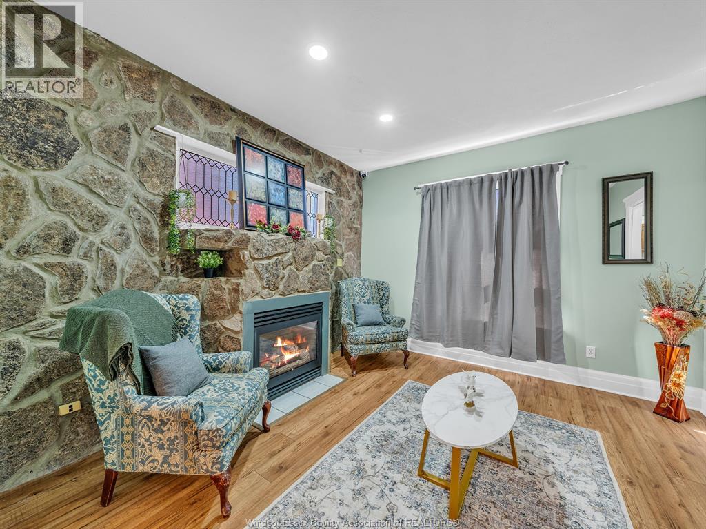 894 Dougall, Windsor, Ontario  N9A 4R1 - Photo 21 - 26000437