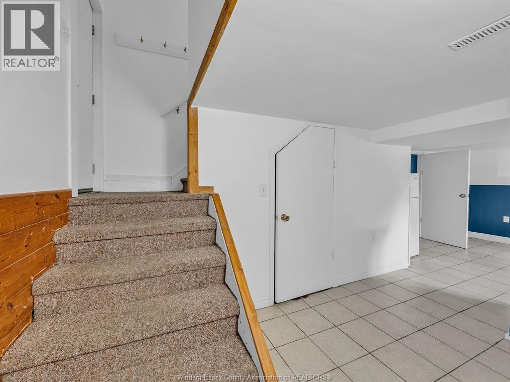 894 Dougall, Windsor, Ontario  N9A 4R1 - Photo 29 - 26000437