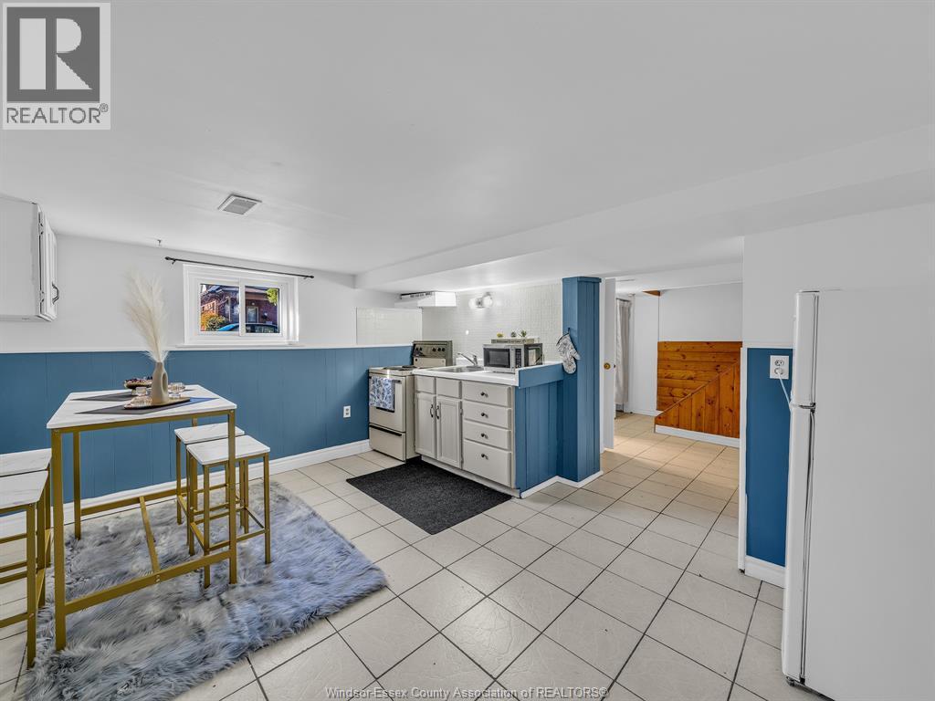 894 Dougall, Windsor, Ontario  N9A 4R1 - Photo 33 - 26000437