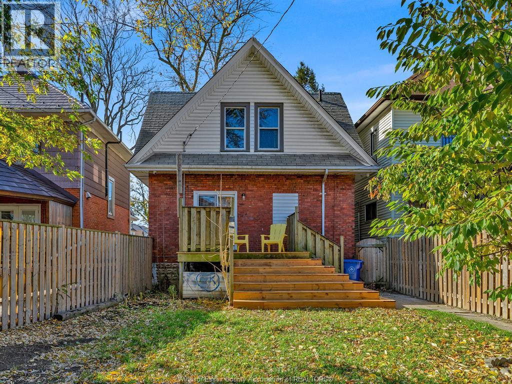 894 Dougall, Windsor, Ontario  N9A 4R1 - Photo 45 - 26000437