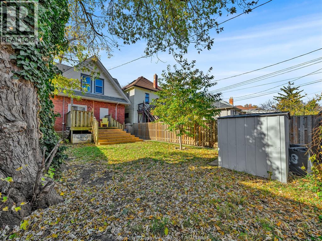 894 Dougall, Windsor, Ontario  N9A 4R1 - Photo 47 - 26000437