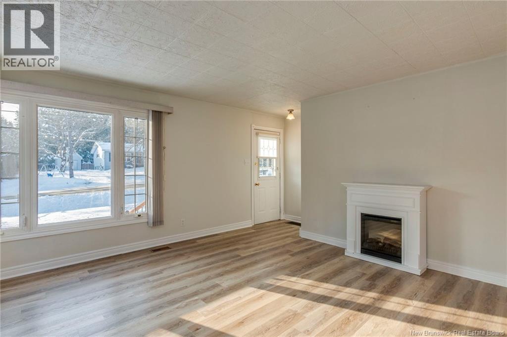 20 Murray Street, Grand Bay-Westfield, New Brunswick  E5K 1C8 - Photo 5 - NB131580