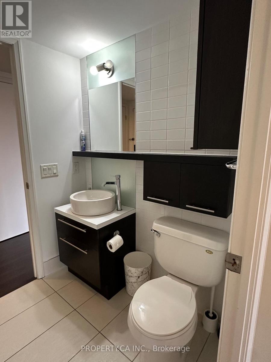 1307 - 21 Carlton Street, Toronto, Ontario  M5B 1L3 - Photo 13 - C12671142