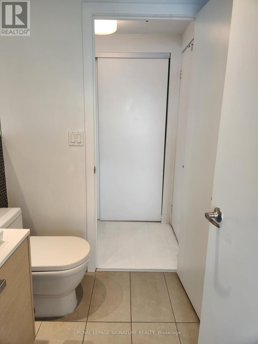 201 - 51 Lady Bank Road S, Toronto (Stonegate-Queensway), Ontario  M8Z 0C9 - Photo 7 - W12653292