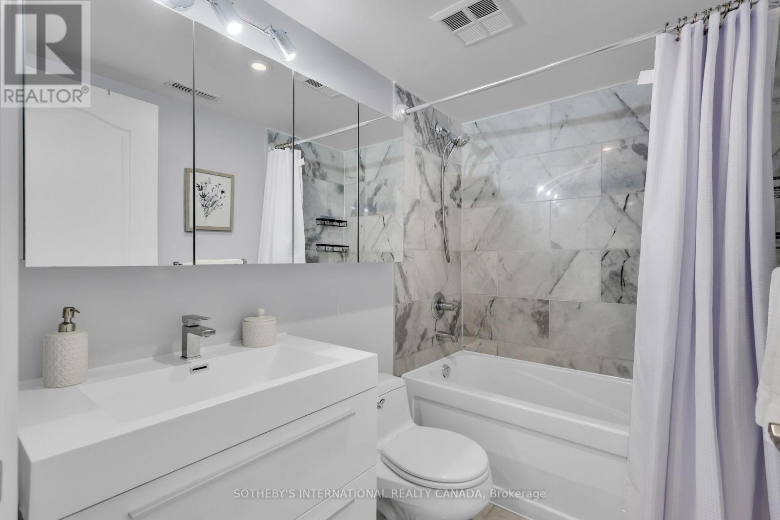 45 Pleasant Boulevard, Toronto, Ontario  M4T 1K2 - Photo 26 - C12671518